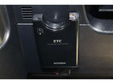 高速道路走行の料金所をノンストップで通過できるETCを装備!※ ETCカードのお申し込みも当社にお任せ下さい!