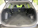 【パワーバックドア】スマートキーや運転席のボタンを押すだけでリアゲートが自動で開閉します!荷物を持っている時や、高い位置にあるバックドアを閉める際に便利な機能です♪