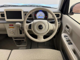 このハンドルを握った時に、車を所有している優越感を味わえますね