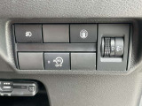 運転席まわりの画像です。