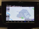 ナビゲーションはフルセグTV対応のGathers純正メモリーナビを搭載しています。Bluetoothオーディオ機能がありますので、スマートフォンなどの音楽も再生できます。