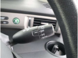 オート機能付きヘッドライトですので、トンネル等急な暗がりに自動点灯ますので、夜間走行も安心して走行出来ます。