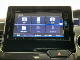 【オーディオ機能】ナビに一体のオーディオは、フルセグTVの他にDVD/CDプレーヤーを装備♪もちろんFM/AMラジオもお聞きいただけますよ♪