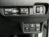 ETCも付いておりますので、高速道路の料金所もノンストップ通過可能ですよ^^是非揃えたい装備ですね!
