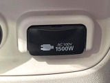 【1500Wアクセサリーコンセント】消費電力1500Wまでの家電が使えます。キャンプやスポーツ・アウトドアでのアクティビティはもちろん、災害・停電の際に大活躍♪