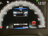プリクラッシュセーフティー付きです。進路上の作動対象(システム作動対)をセンサーで検出し、衝突の可能性が高いと判断した際に警告やブレーキ力制御を行い衝突回避操作を補助します