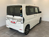 お客様にぴったりなおクルマをお選びいただけますように様々な展示車をご用意致しております!ダイハツの軽自動車だけではなく、他メーカー車やコンパクトカー・ミニバンなども数多く取り揃えております!