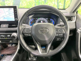 【レーダークルーズコントロール】高速道路での長距離走行が楽に!!自動で速度を保つクルーズコントロールが、衝突軽減システムと連携し、前方の車両を感知して車間を保つように速度調節してくれます!!