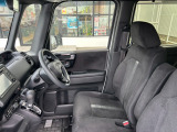 ゆったりとした運転席です★