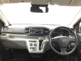 見通しのよいすっきりとした視界で、誰でも運転しやすいです。運転のしやすさは疲れにくさにも繋がりますよ♪