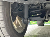 お車を安心してお乗りいただく為には、足回りの定期点検が欠かせません。サービスサポート(有償保証)では無料点検もご提供しており、安心のカーライフをお過ごしいただけるサポート体制が整っています。