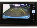 【バックカメラ】後方の映像がモニターで確認できます。駐車が苦手な方にお勧めの補助機能です。