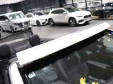【 年間 300 台以上の遠方納車実績】当店から日本全国、遠方へ年間 300 台以上ご納車させて頂いております。遠方からご購入されるお客様の不安を取り除けるよう、経験豊富なスタッフが丁寧に対応させて戴きます