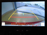 バックガイドモニターで、後方を確認しながら安心して駐車することができます。運転初心者も熟練者も必須の機能ですよ!