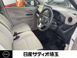 【ゆったりと運転してください】足元空間も広く、スムーズに乗り降りもいただけます♪