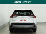TOYOTA認定中古車とは 【1】まるごとクリーニング【2】車両検査証明書【3】ロングラン保証 この『3つの安心』をセットにした中古車のブランドになります。