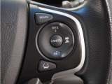 ◆アダプティブクルーズコントロール◆予め設定した車速内でクルマが自動的に加減速。前走車との適切な車間距離を維持しながら追従走行します。【LKAS】車線維持支援システムでステアリング操作を支援。