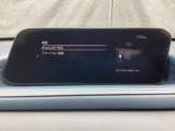 Bluetoothに接続することで、スマートフォンに入っている音楽アプリを車内で楽しめたり、通話が出来ます♪