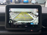 バックでの駐車が苦手な方や運転にあまり自信のない方でも後方の視界をしっかりサポート。安心して車庫入れが出来るバックカメラを装備しています!