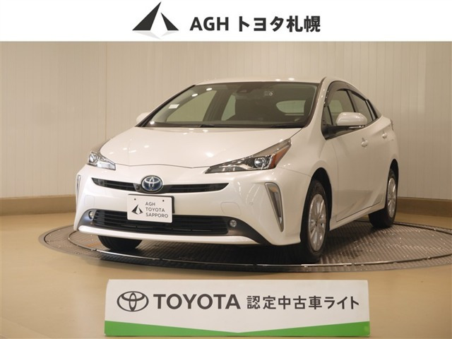 プリウス 1.8 S セーフティ プラスII E-Four 4WD 