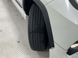 タイヤサイズは225/60R18!残り溝は6ミリ程度です!