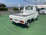 ご納車までの期間ですが、県内のお客様は1,2週間、県外のお客様は2,3週間ほどでご納車が可能となります。但し、お支払いや書類の状況によっては多少の前後もありますので、その際には何卒ご了承下さい。