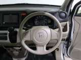 運転しやすいハンドルです。