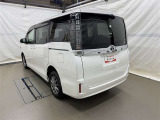 走りにこだわりながら収納力も持ち合わせたお車です。