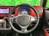 【純正革巻きステアリング】上質な革を使用することで、手にしっかり馴染みとても運転しやすいハンドルです♪