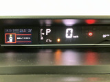走行中も一目で分かるデジタルメーターでスピードのチェックもしやすいので、安全運転のお手伝いに!!!