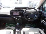 運転席はご覧の通り。