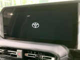 【純正12.3インチワイドナビ】高級感とインパクトのある大型ワイドナビを装備。各種オーディオ操作はもちろん、横長ワイド画面でのマップ2分割表示など、利便性も高いナビです♪