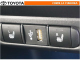 ポータブルオーディオなどの機器を接続して、車両のスピーカーで聞くことができます。