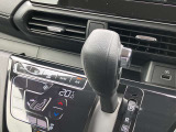 シフトレバーはとても操作がしやすいですよ!