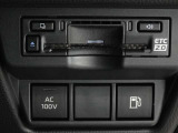 非常時やキャンプなどに役立つAC100Vコンセント付きです。ETCも装備してます。