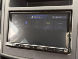 【ナビゲーション】目的地までしっかり案内してくれる使いやすいナビ。Bluetooth接続すればお持ちのスマホやMP3プレイヤーの音楽を再生可能!毎日の運転がさらに楽しくなります!!