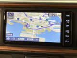 いまや必須装備「ナビゲーション」搭載!知らない場所にスイスイッとドライブ。もう、これなしではハンドルを握れませんね!でも運転中の操作は危険ですのでご注意ですね☆