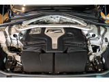 4.0L V8ツインターボエンジン搭載軽快かつパワフルな走りを存分にお楽しみください