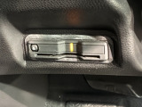 いまや快適なカーライフに欠かせないETCが付いています。