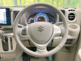 【純正革巻きステアリング】上質な革を使用することで、手にしっかり馴染みとても運転しやすいハンドルです♪