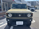 しっかりとしたフロント周りに大きなフロントガラスで見通しも良いですよ!
