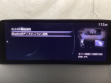 Bluetoothに接続することで、スマートフォンに入っている音楽アプリを車内で楽しめたり、通話が出来ます♪