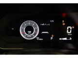 マルチインフォメーションディスプレイ付きのメーターです!エコ運転へ導く多彩な情報を表示してくれます。