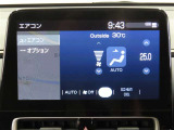 左右独立温度コントロールフルオートエアコンです。運転席、助手席それぞれで独立して温度設定ができます。冷え性の方が乗っても安心ですね♪