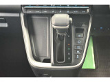 ミッションはCVTを搭載しておりますのでシームレスな加速と低燃費を体験できます。