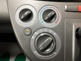 大阪ダイハツ販売(株)U-CAR八尾 までご連絡お待ちしております☆ 気になる事はなんでもお気軽にお問い合わせください!