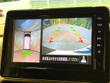 【アラウンドビューモニター】専用のカメラにより、上から見下ろしたような視点で360度クルマの周囲を確認することができます☆死角部分も確認しやすく、狭い場所での切り返しや駐車もスムーズに行えます。