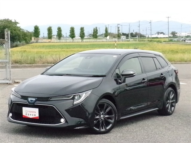 カローラツーリング 1.8 ハイブリッド W×B E-Four 4WD