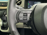 ステアリングスイッチ装備!運転しながら手元でオーディオの操作などができます。