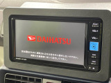 【純正ナビ】人気の純正ナビを装備しております。ナビの使いやすさはもちろん、オーディオ機能も充実!キャンプや旅行はもちろん、通勤や買い物など普段のドライブも楽しくなるはず♪